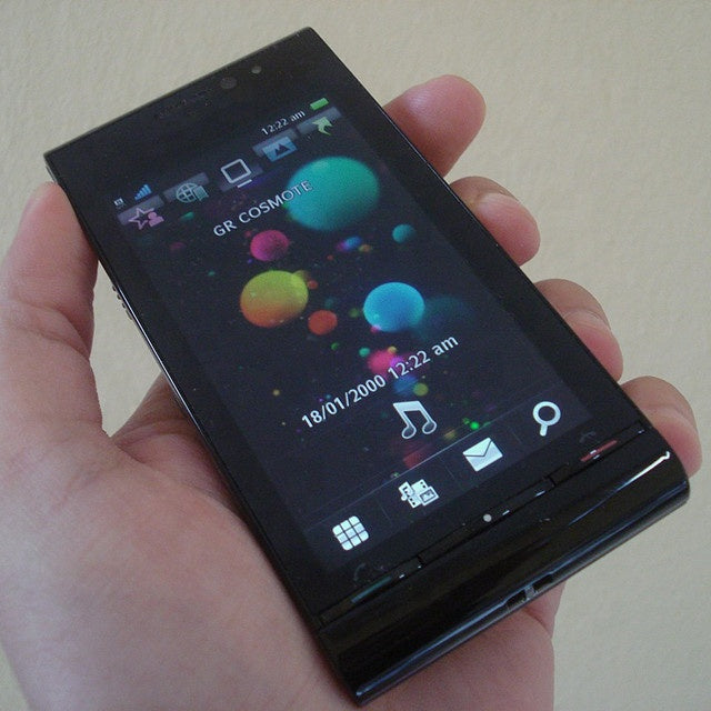 Sony Ericsson Satio U1 Original Smart Phone