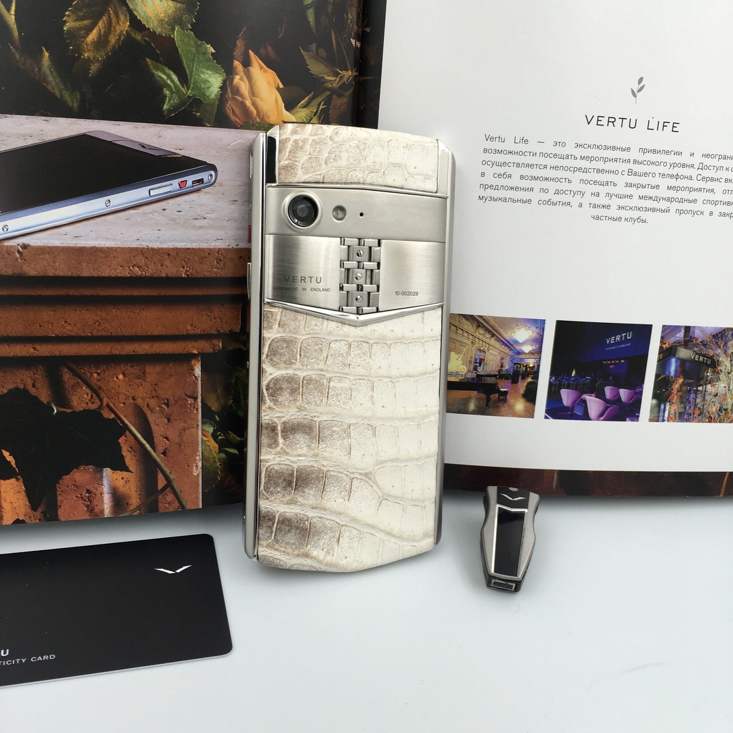 VERTU ASTER P SILVER HIMALAYA Crocodile Dual Sim Card Mobile Phone