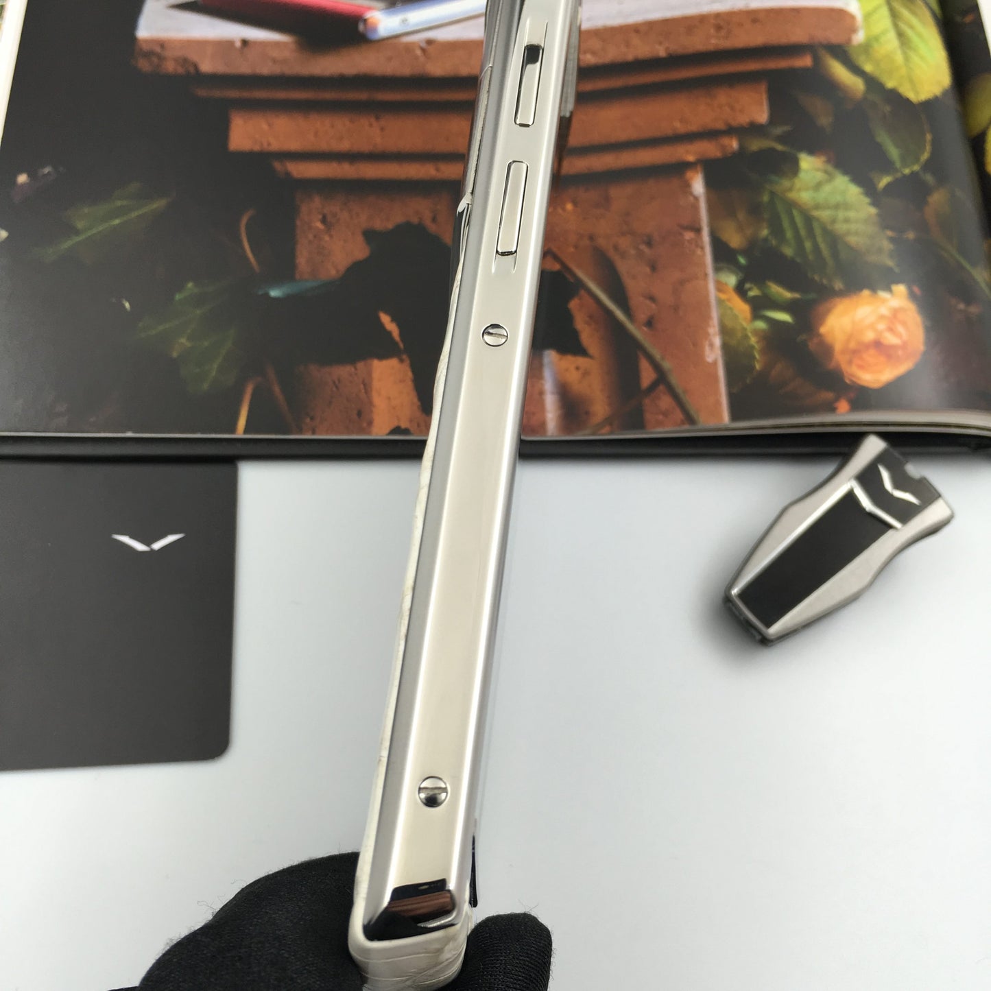 VERTU ASTER P SILVER HIMALAYA Crocodile Dual Sim Card Mobile Phone