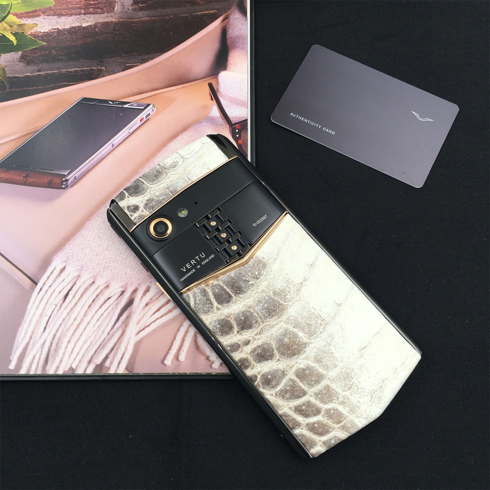 Vertu ASTER P Gothic Himalaya Alligator Business Luxury Mobile Phone
