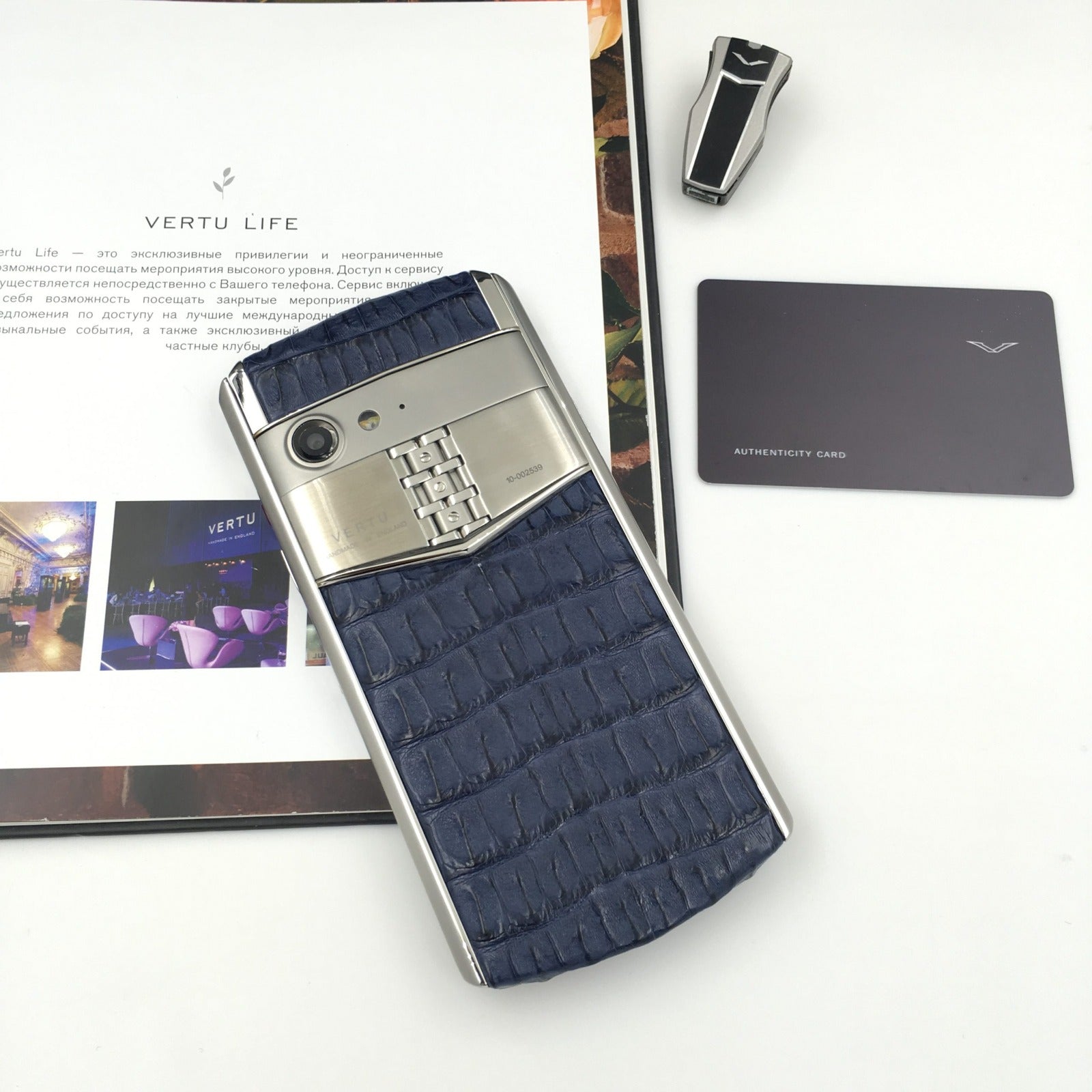 Vertu ASTER P PURE Blue Crocodile Bone Dual Sim Business Luxury Mobile Phone