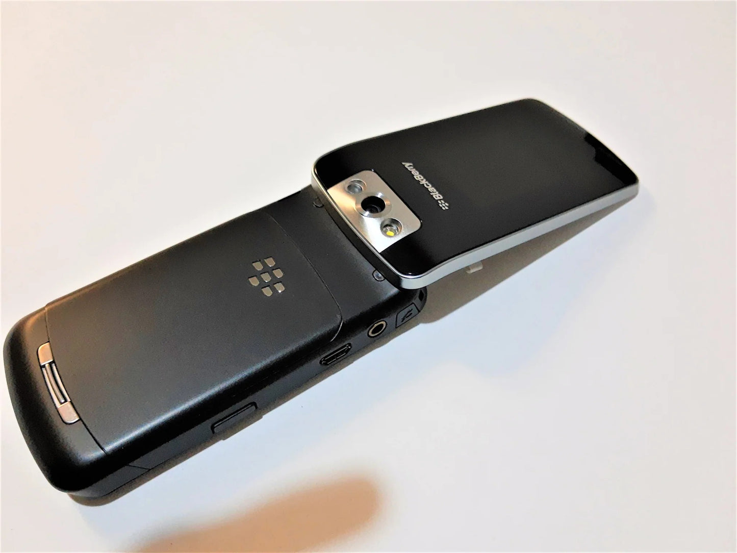 BlackBerry Pearl Flip 8220