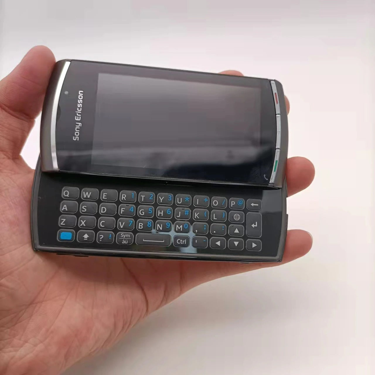 Sony Ericsson Vivaz Pro U8