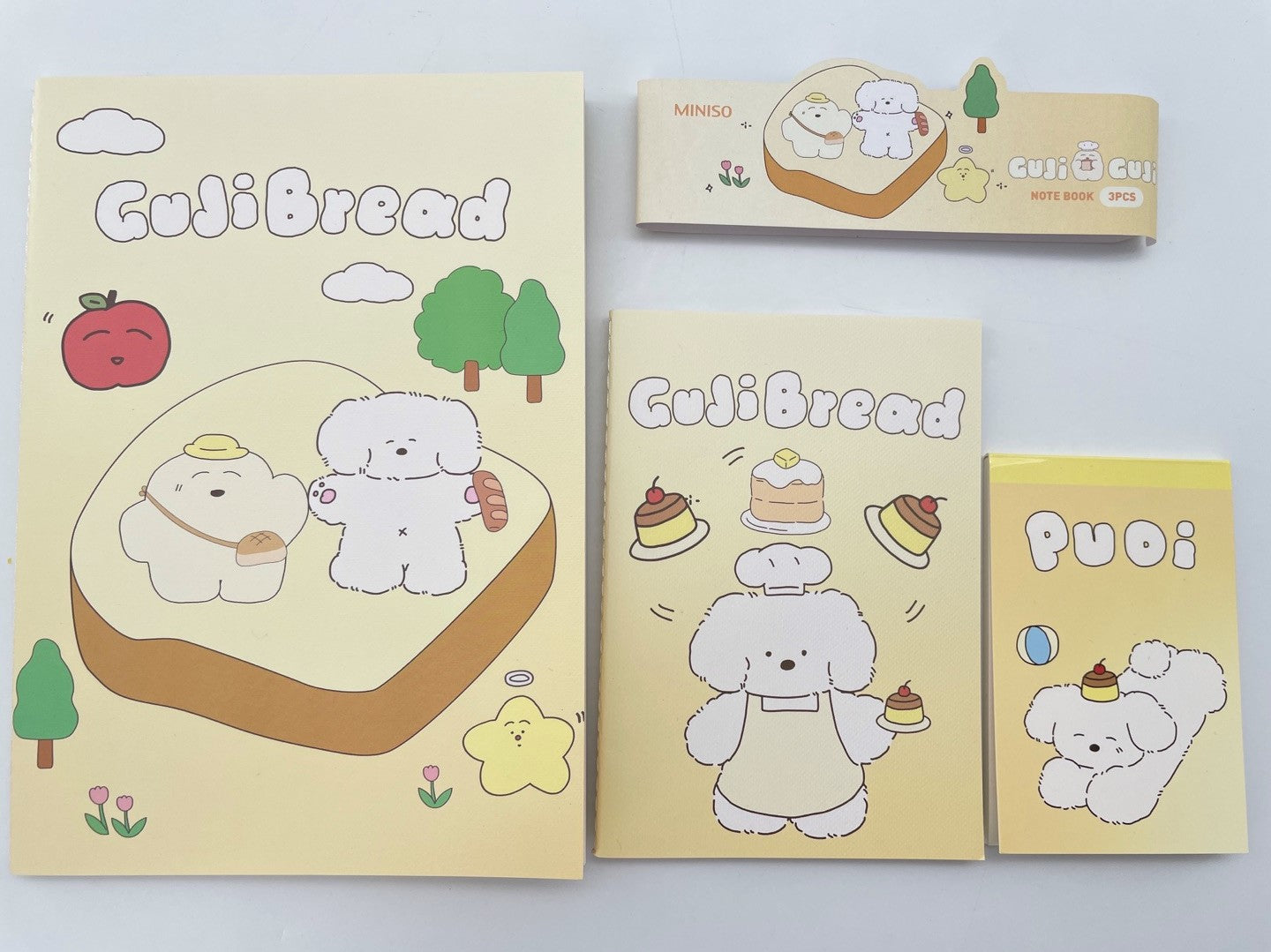 Miniso Guji Guji Bread Baking Series Stitch-bound Book (3 Pcs)(Beige)