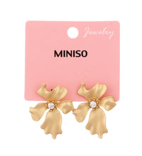 Miniso Matte Flower Earrings (1 Pair)