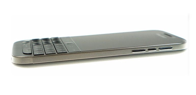 Blackberry Q20 Classic Original Dual Core 16GB ROM 2GB RAM 4G LTE - astore.in