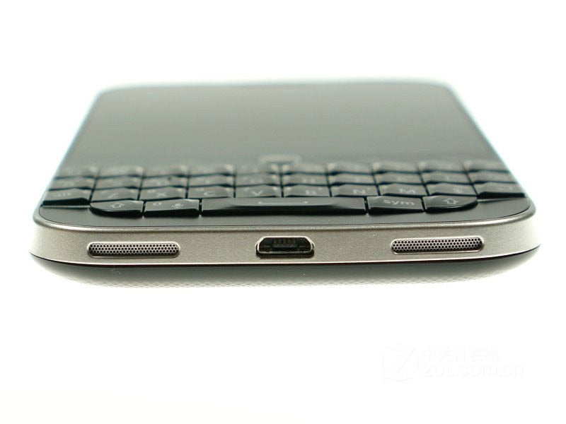 Blackberry Q20 Classic Original Dual Core 16GB ROM 2GB RAM 4G LTE - astore.in