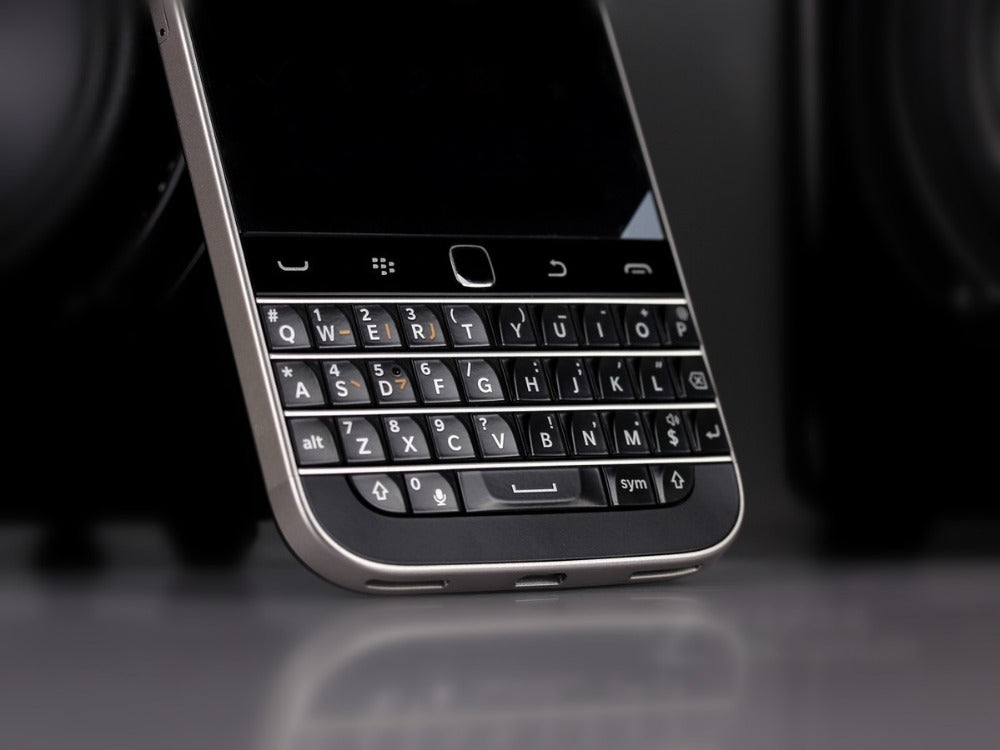 Blackberry Q20 Classic Original Dual Core 16GB ROM 2GB RAM 4G LTE - astore.in