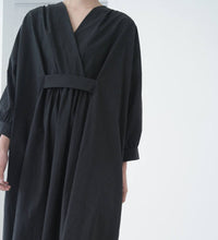 Black Loose Casual Dress Japanese-Style Simple Long-Sleeved Hedging Temperament College Female V-Neck Maxi 2021 New