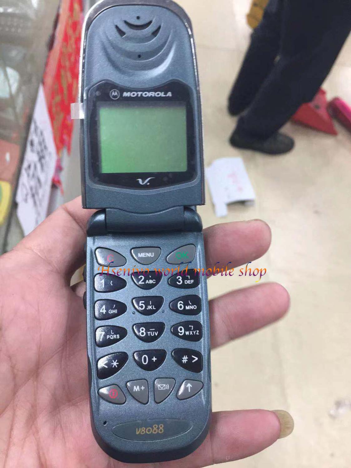 Motorola V8088 Retro Flip Phone